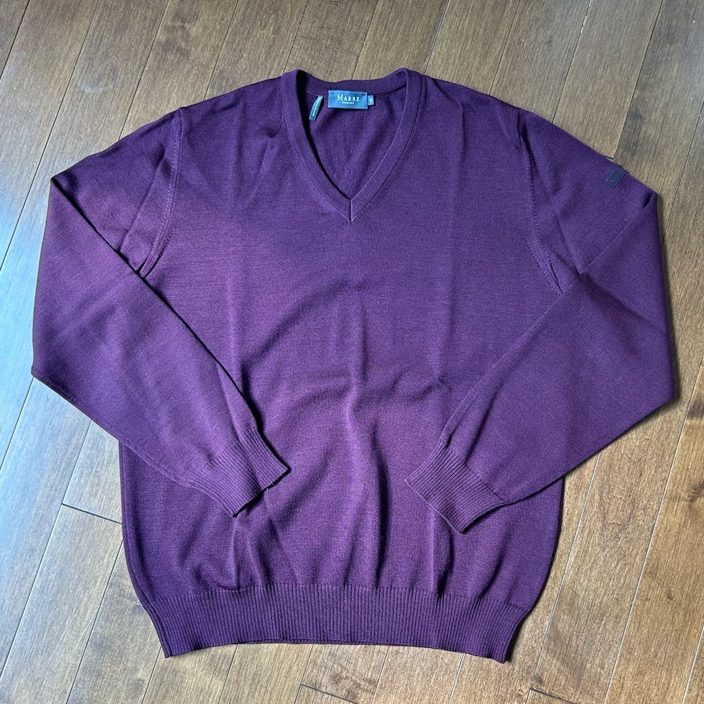 Maerz V-Neck Sweater